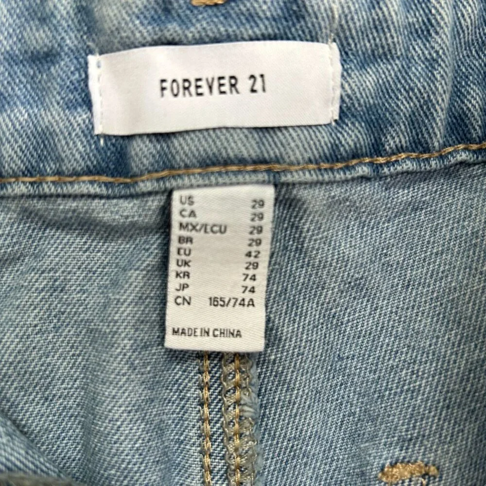 Forever 21 Distressed Jeans Jogger Style 29
